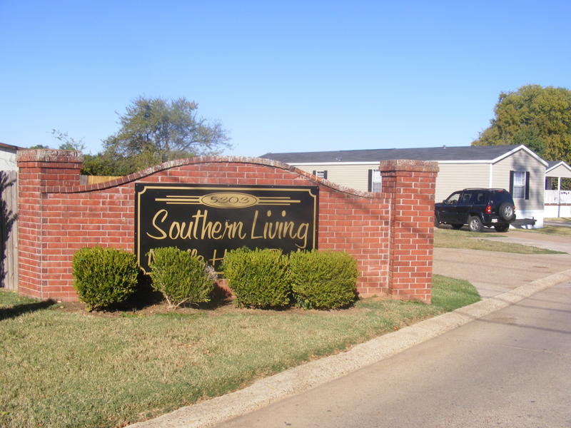 Southern Living Mobile Home Park Bossier City, Louisiana 71111