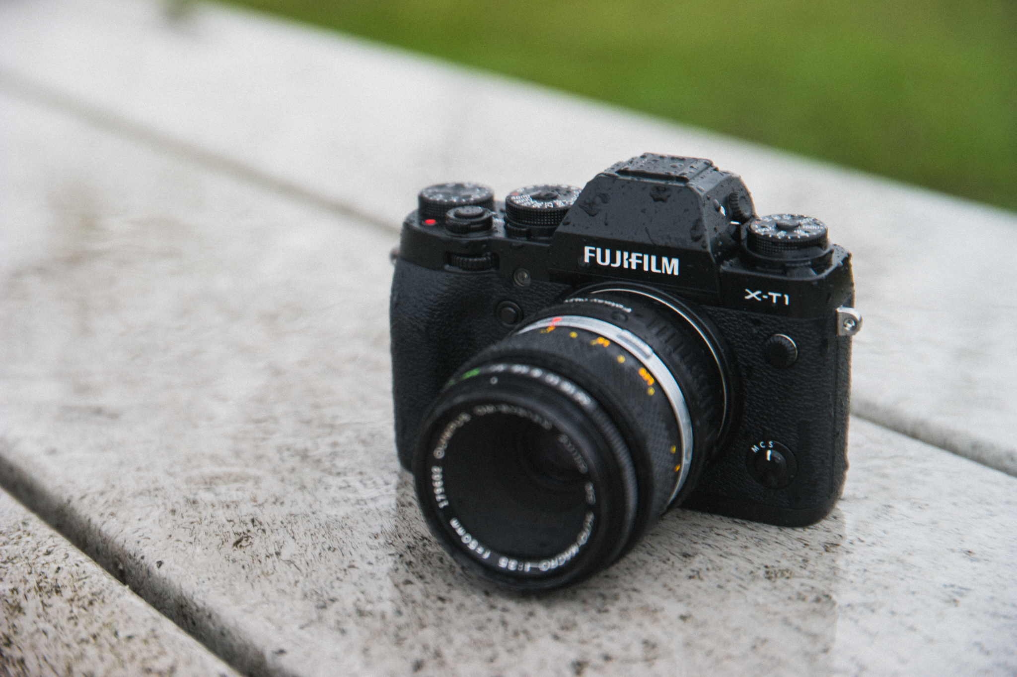 Fuji XT2 Rumors Surface, Pentax 70200mm Delayed Again, Grum Allows