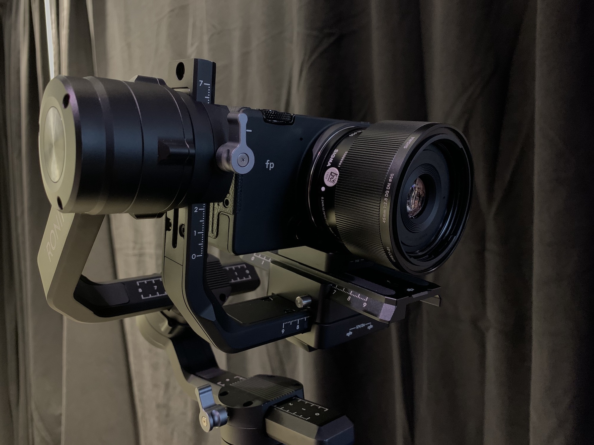 Watch How The Sigma fp, The World's Smallest FullFrame Mirrorless