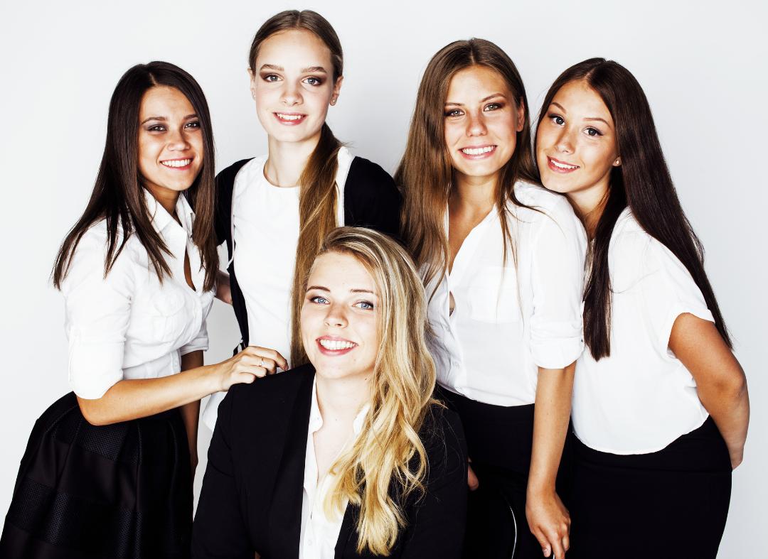 7 Tips for Establishing an Employee Dress Code and Grooming Policy