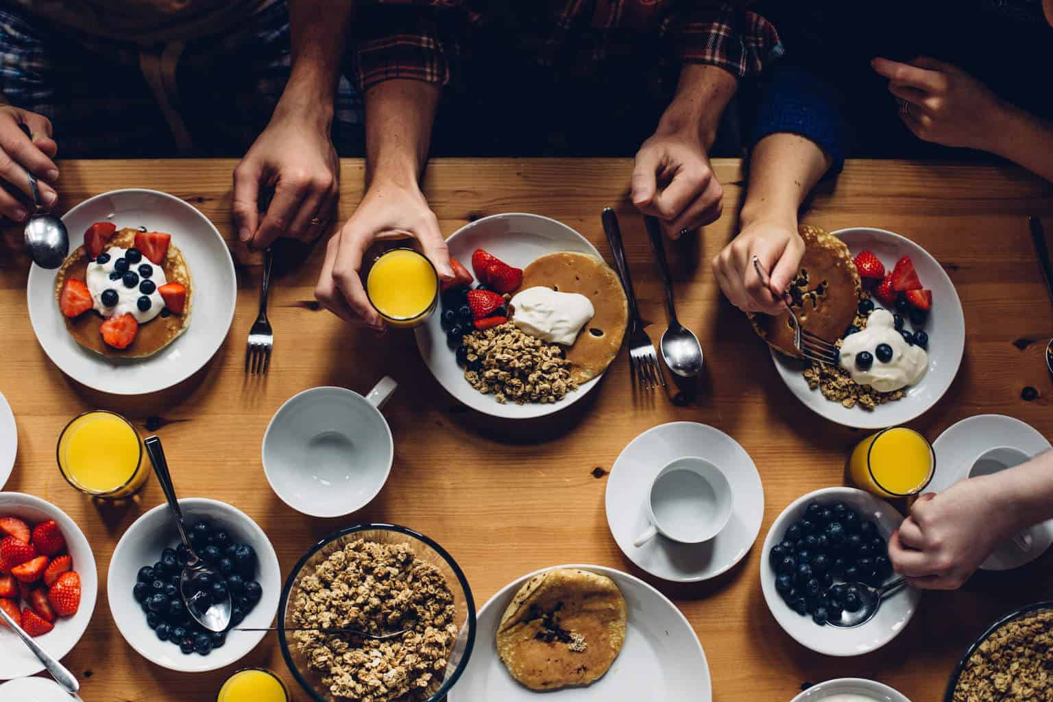 Best Food Ideas For A Small Group? Small Group International