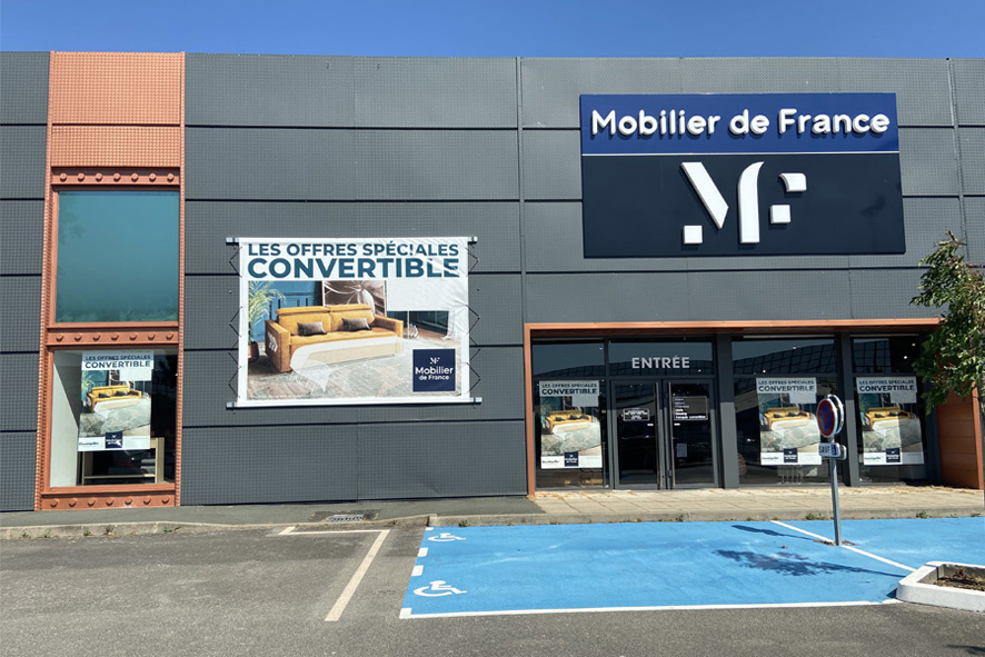 magasin de meuble la roche sur yon Gwendolyn Ponce