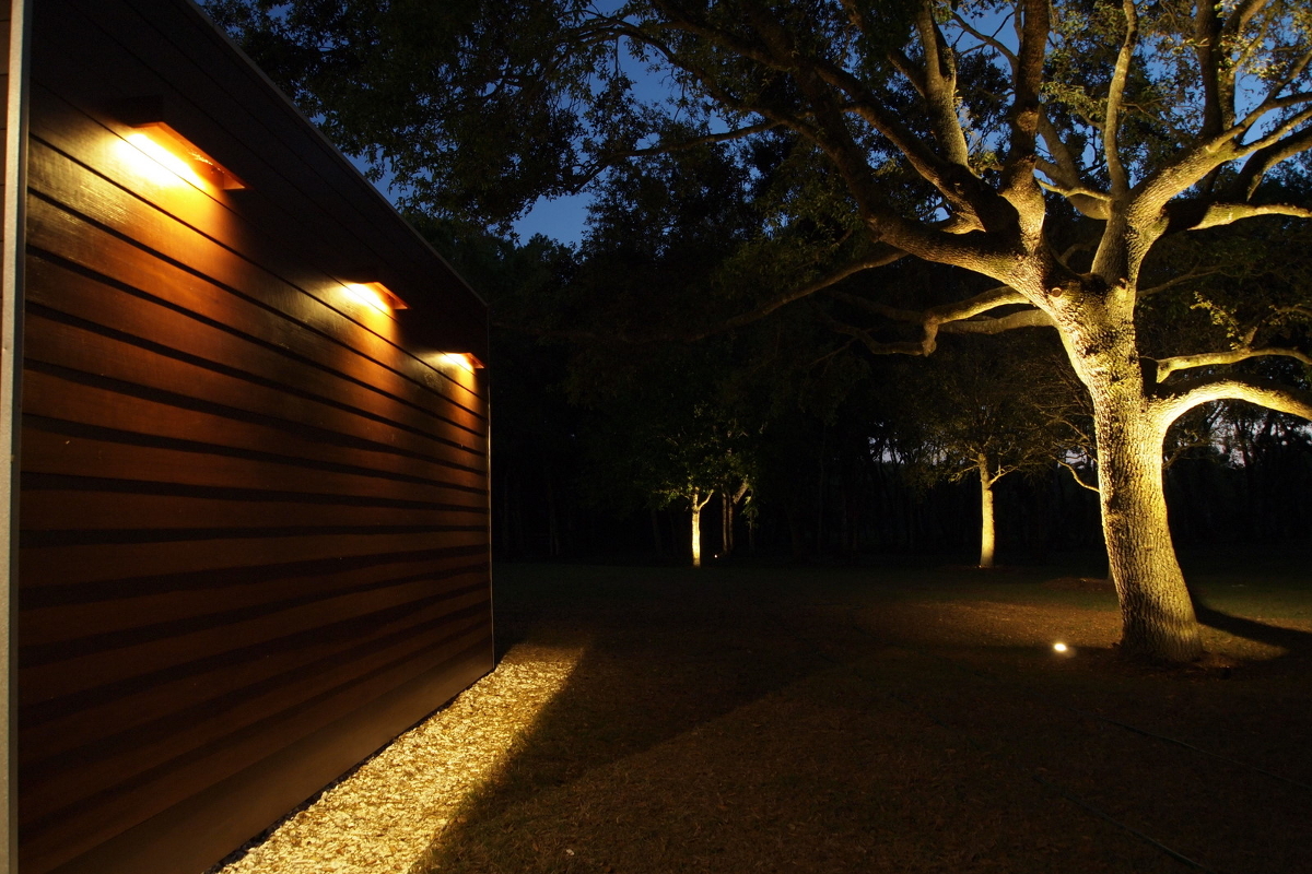 Houzz Study Automated Outdoor Lighting Is Hot for 2016