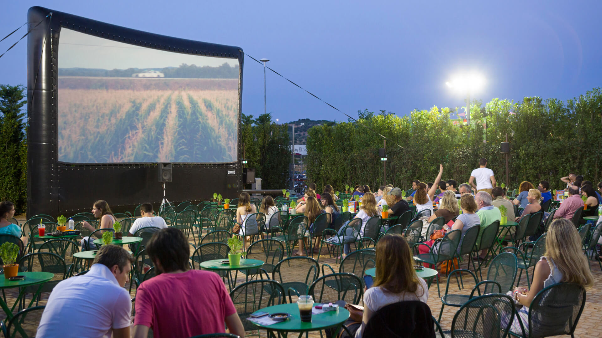 Smart Cinema Smart Park