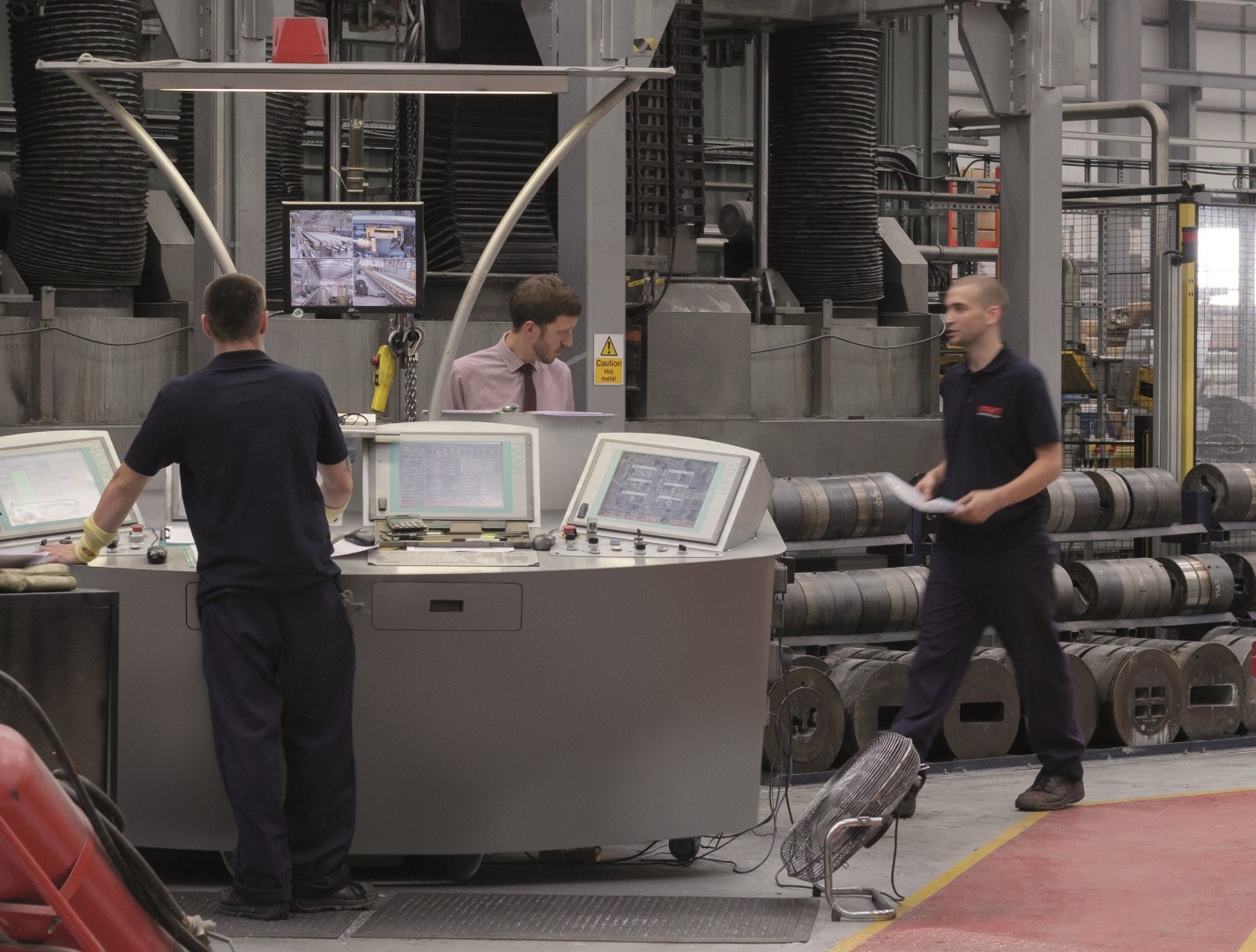 Experts in Aluminium Extrusion Smart Systems