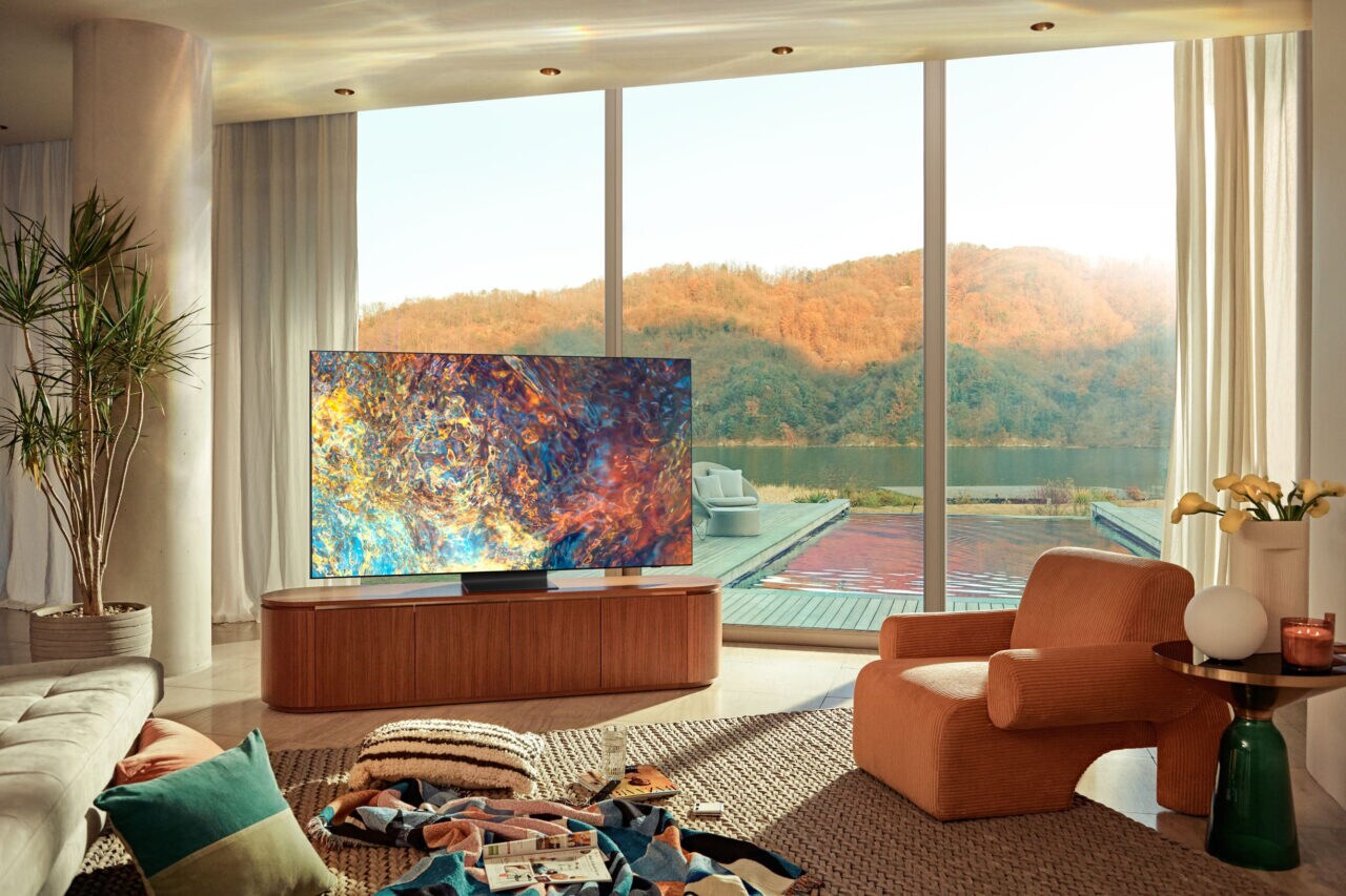 Samsung svela The Frame 2021 e la rivoluzione Neo QLED per