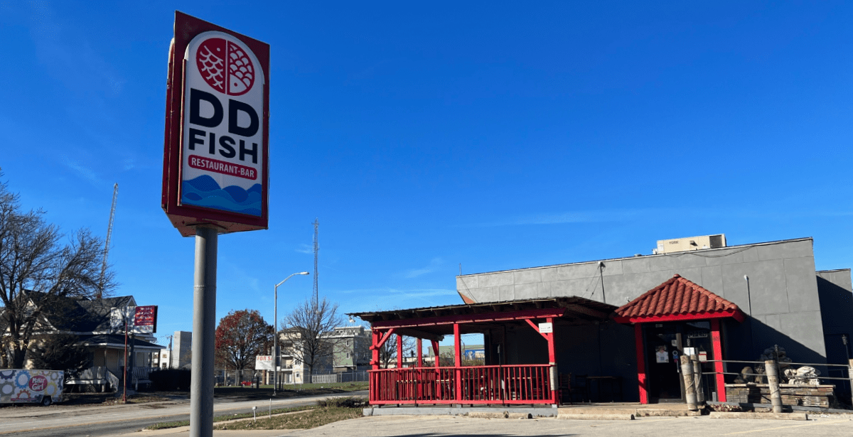A new Chinese restaurant called DD Fish is open in Champaign Smile