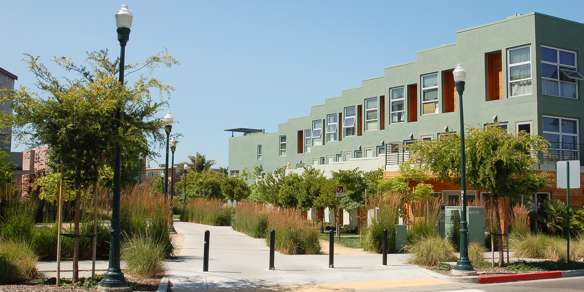 Doyle Street Greenway SMITH+SMITH Landscape Architects