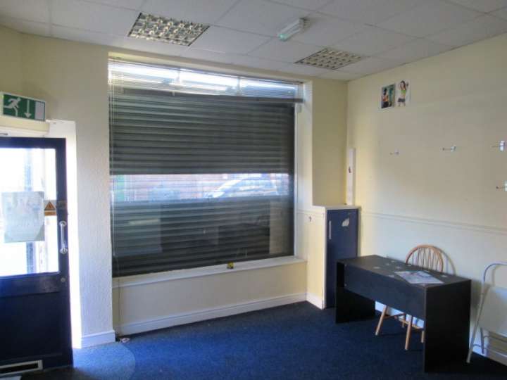 56 OXTON ROAD, BIRKENHEAD Smith and Sons