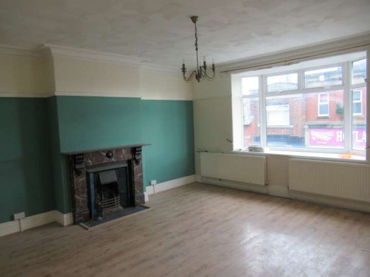 87 MARKET STREET, HOYLAKE Smith and Sons