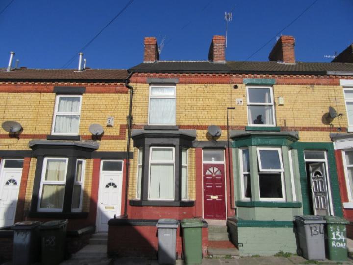 136 HARROWBY ROAD, BIRKENHEAD Smith and Sons