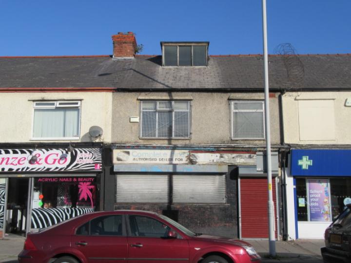 34 HOYLAKE ROAD, BIDSTON Smith and Sons