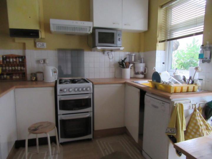 28 MANOR ROAD, WALLASEY Smith and Sons