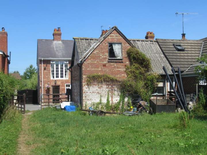 83 SAUGHALL MASSIE ROAD, UPTON Smith and Sons