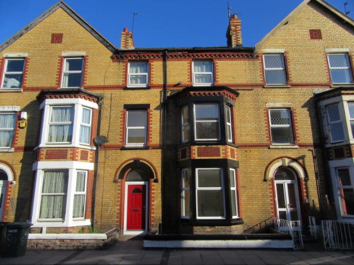 80 TRAFALGAR ROAD, WALLASEY Smith and Sons