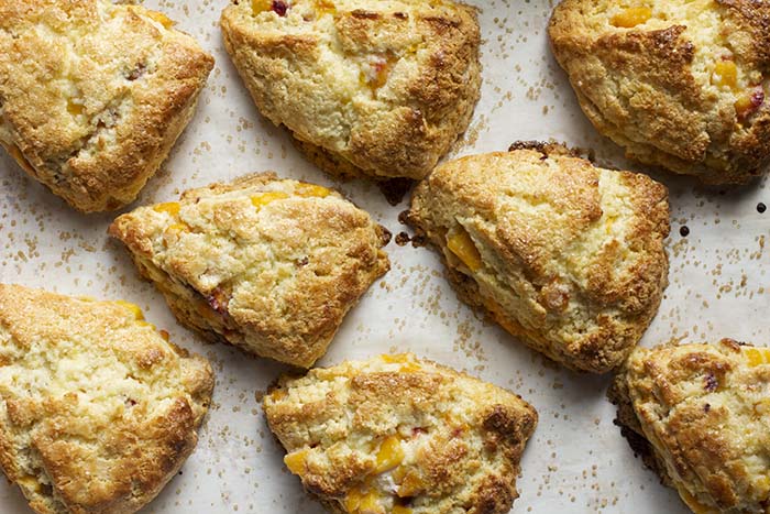 GLUTENFREE PEACH SCONES