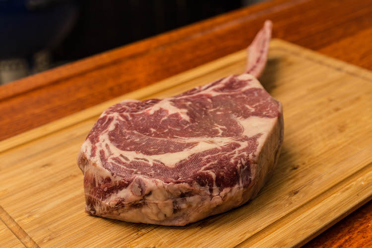 Texas Tomahawk Ribeye Steaks Buy Tomahawk Steaks Online 2R, 58 OFF