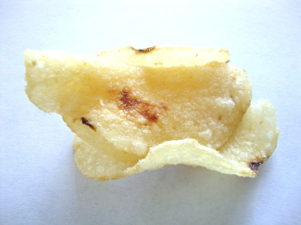 Deep River Snacks Sweet Maui Onion Kettle Cooked Potato Chips SNACKEROO