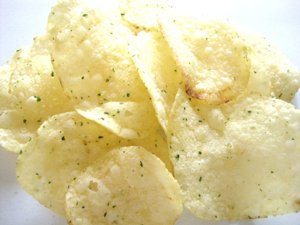 Lay's Sour Cream & Onion Potato Chips SNACKEROO