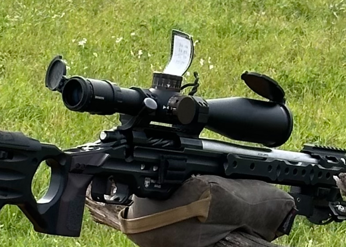 Optics Minox ZP5 525 1500 with seekins / vortex Rings Sniper