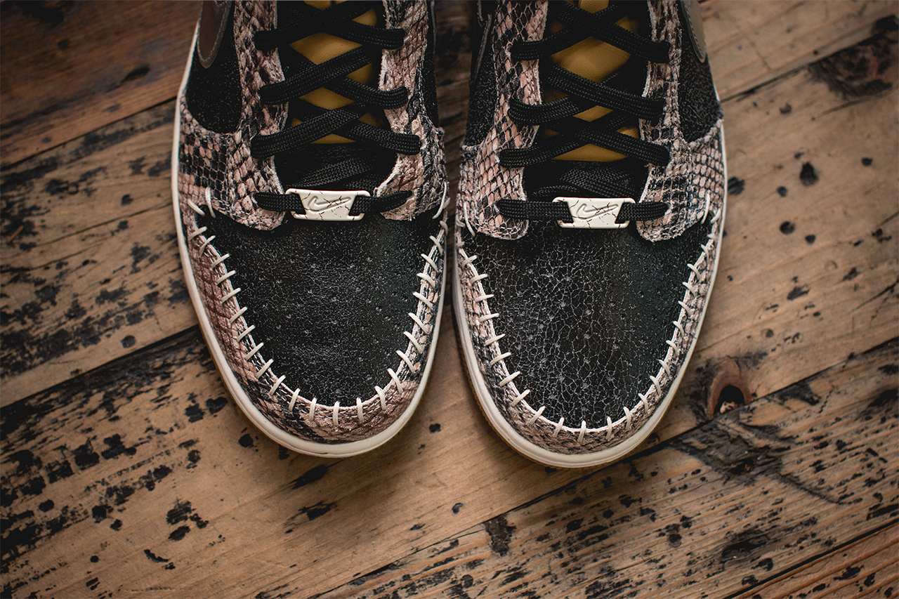 ᐅ Nike Dunk CMFT PRM "Snakeskin" SNKR