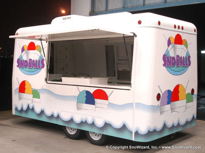 SnoBall Trailer Features SnoWizard, Inc