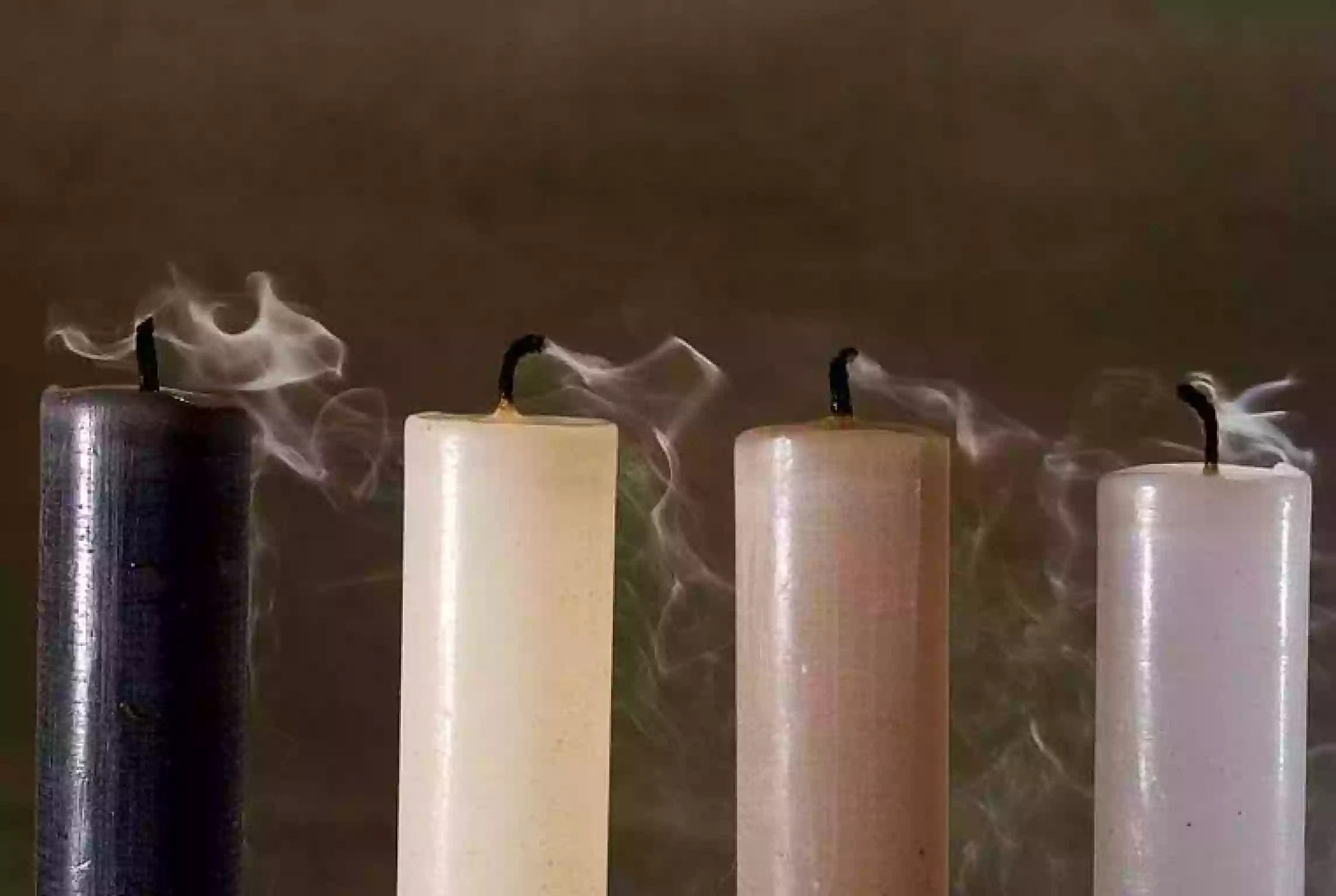 10 Amazing Ways To Extend Your Candle's Lifespan