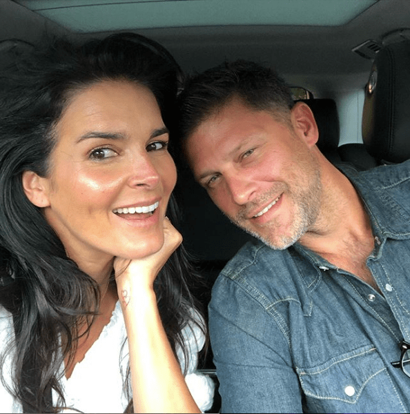 Greg Vaughan Is Engaged to Angie Harmon(03)