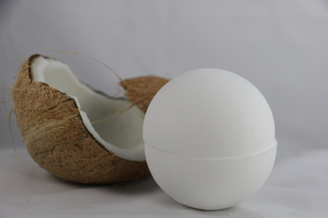 Soaps Plus Coconut Bath Bomb