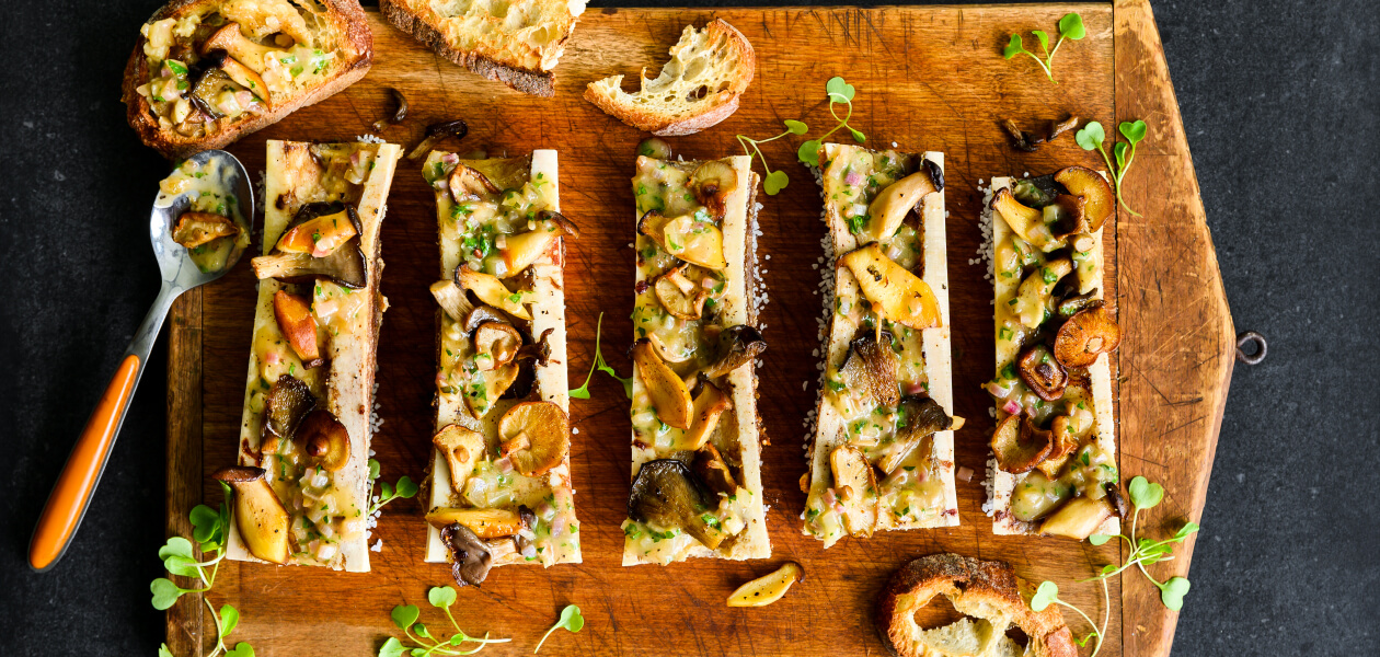 Marrow Bones with Grilled Mushrooms & Bordelaise Sauce Sobeys Inc.