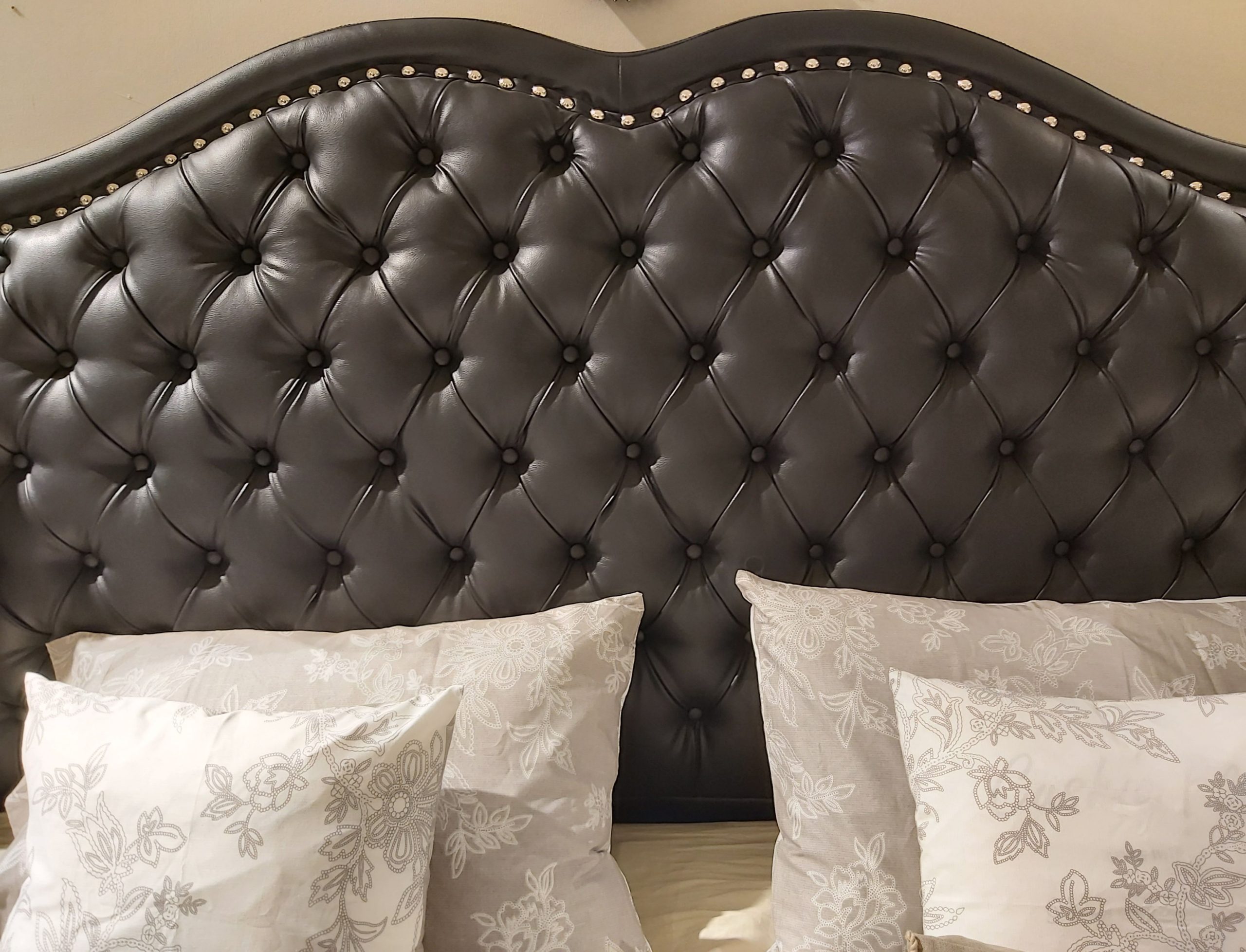 Custom Made bed headboards Dubai UAE 1 Bed Headboard Dubai