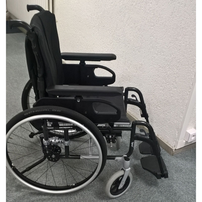 Fauteuil Roulant manuel léger Invacare Spin X d'occasion Sofamed