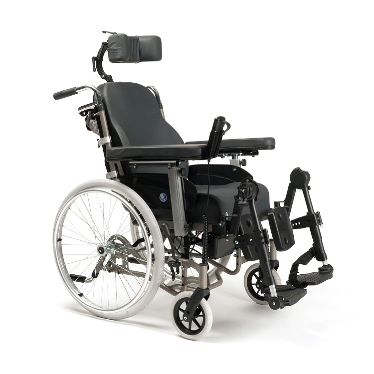 Fauteuil roulant de confort Inovys II à bascule électrique Sofamed