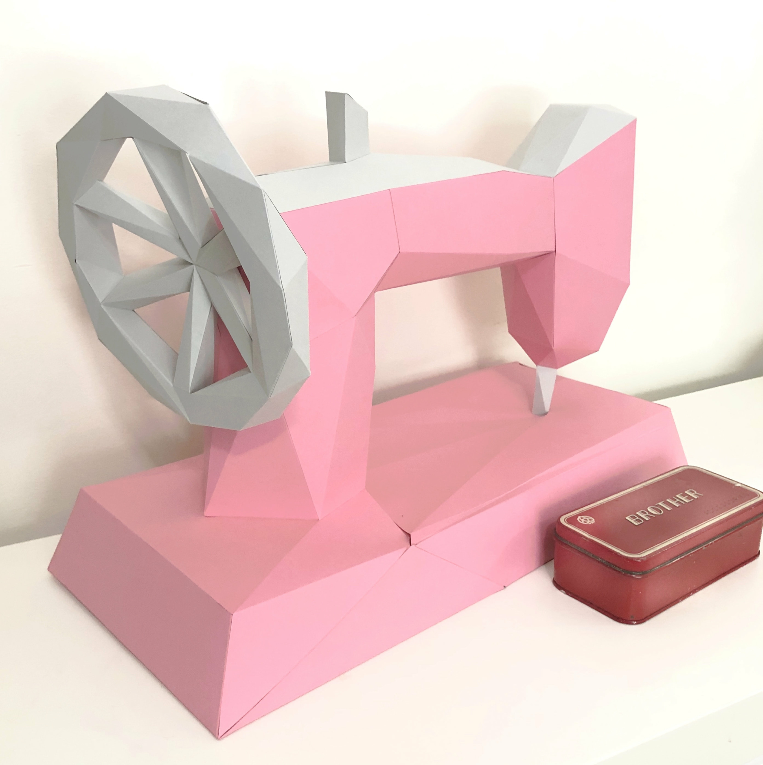 sewing machine papercraft