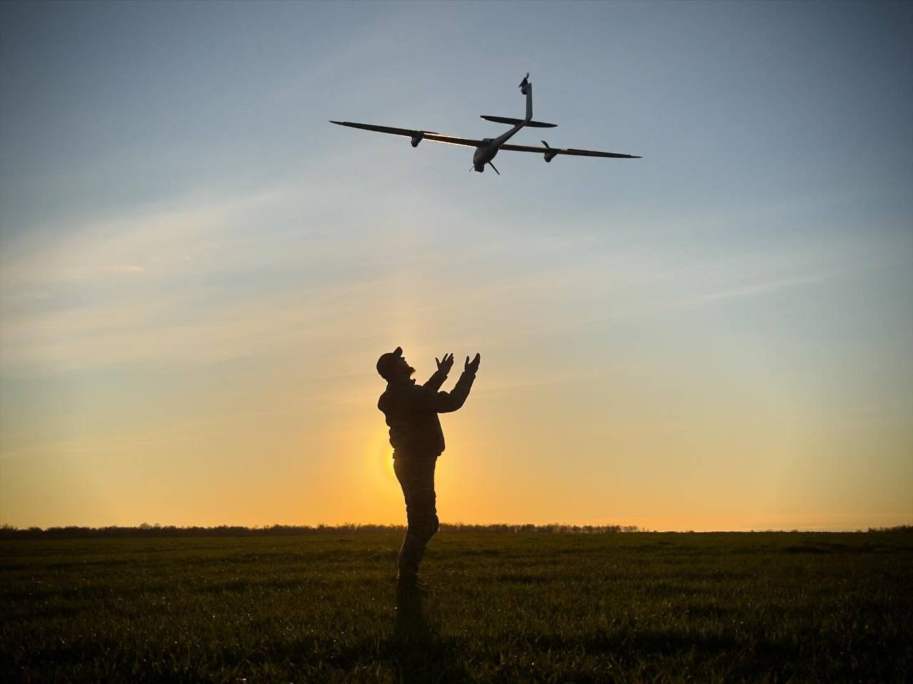 Ukrainian Drone Strikes Target Fuel Depots in Russia Despite US