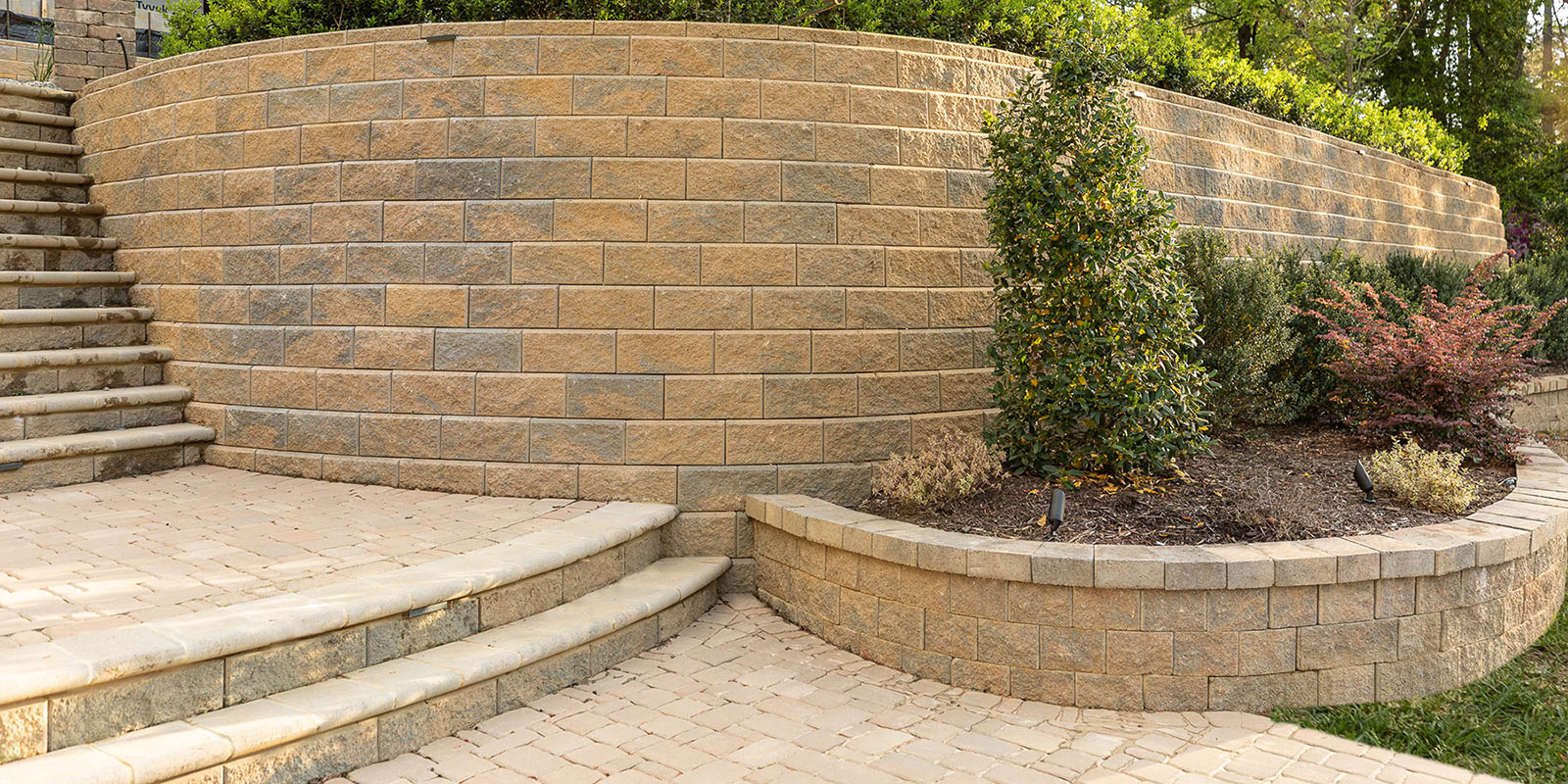 Pavers/Retaining Walls/FirePlaces Soil Toppers
