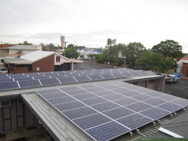 Horizontal, flat solar panels vs tilted solar arrays Solar Choice