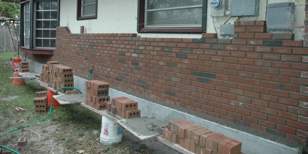 How Much Does Brick Siding Cost? Brick, Veneer Price Guide (2022)