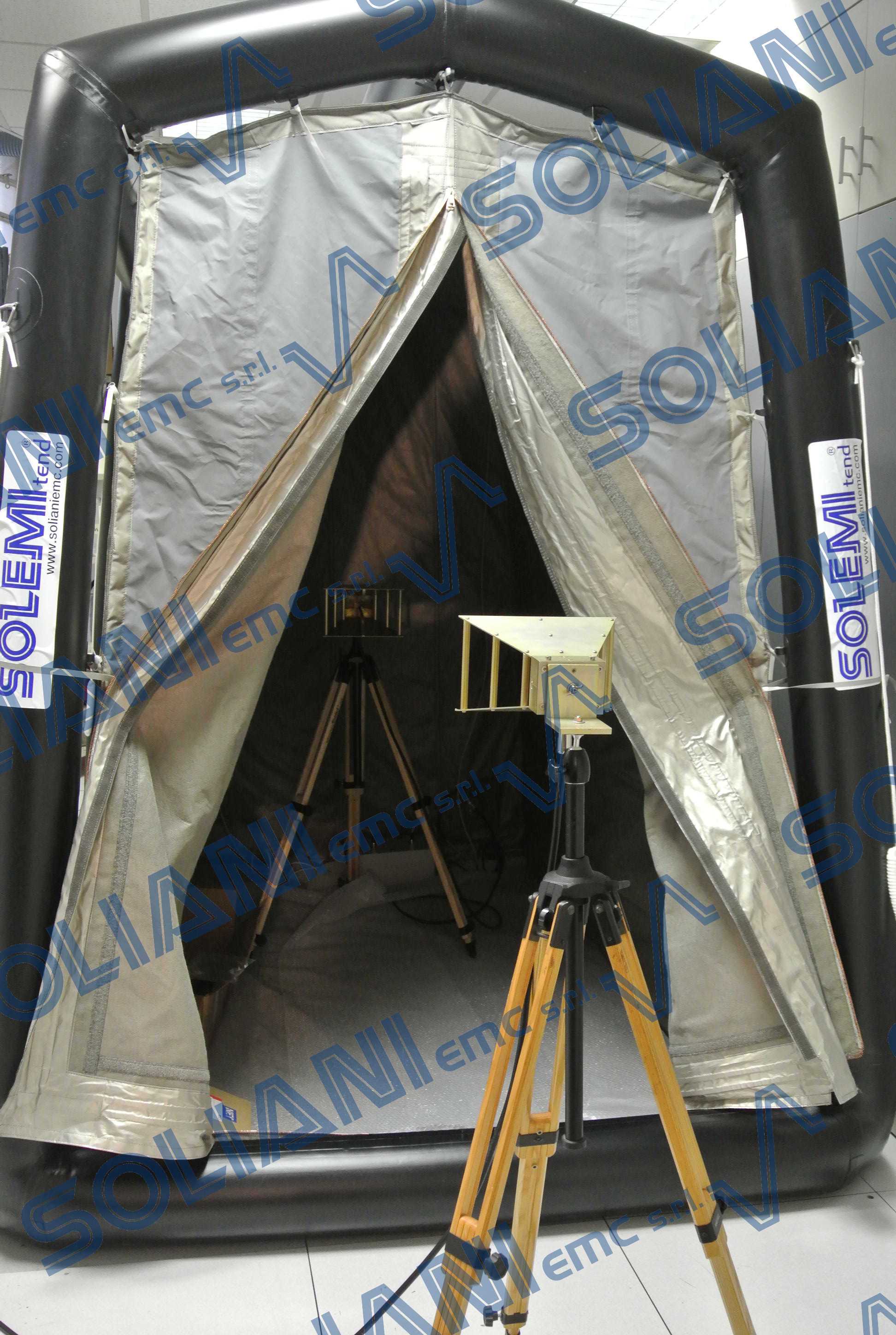 Light Security Tent Soliani EMC