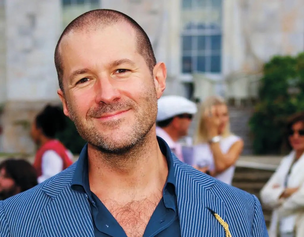The Ive Era Jony Ive Takes Over 'Look and Feel' of Software at Apple