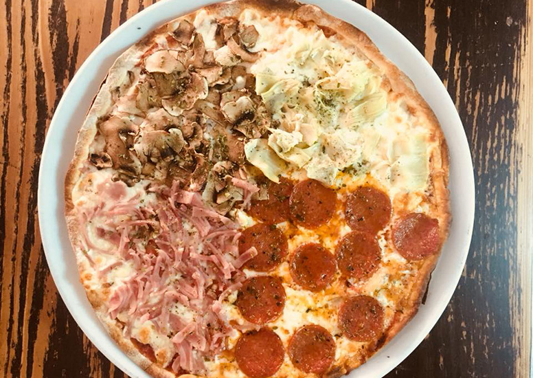 Calzone Pizzeria Restaurant in Fornalutx with Take Away Service