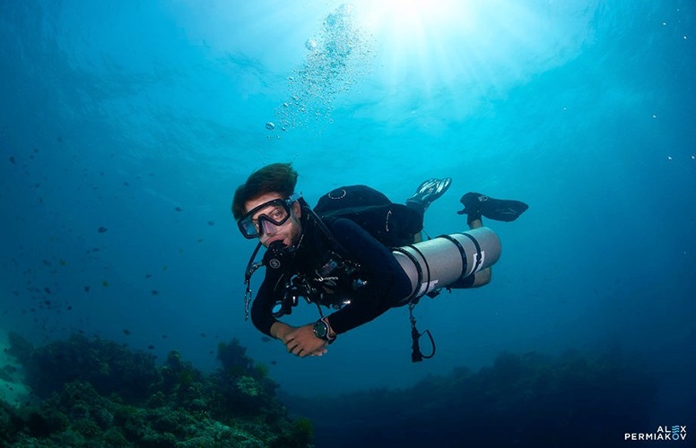 Soller Divers Diving, snorkeling, cave trips, sunset trips Soller