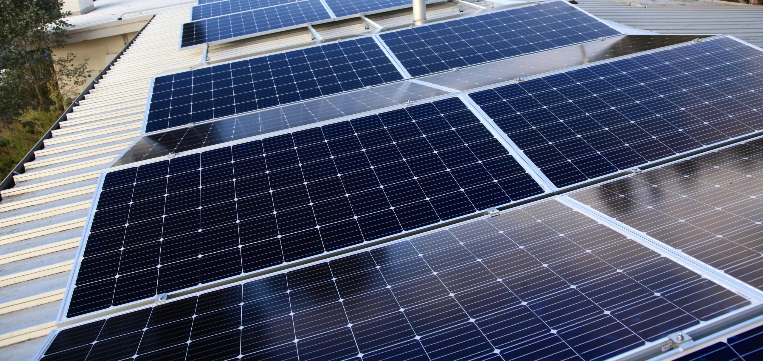 EastWest Solar Optimal For Customer and Community Solpod