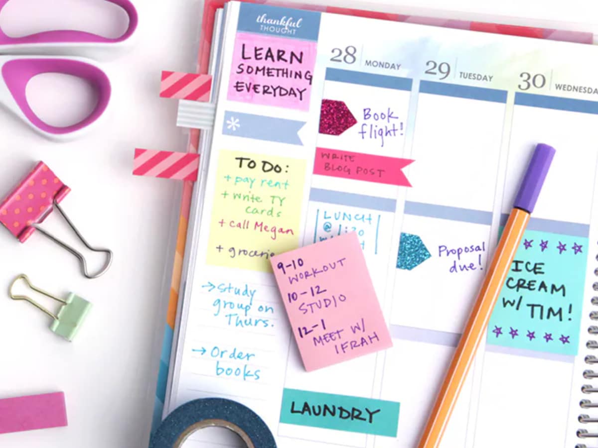 25 Creative Ways to Use Sticky Notes from Somewhat Simple