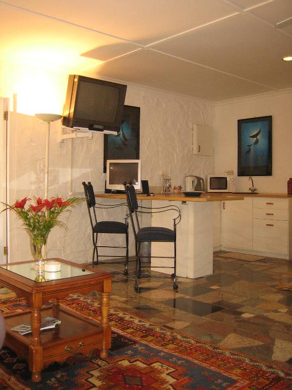 Roland's Rendezvous Stellenbosch, Winelands, South Africa Bed and