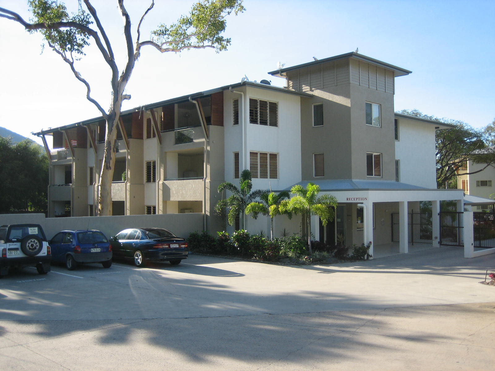 Clifton Breezes Apartments Cairns, Cairns, Australia Apartments