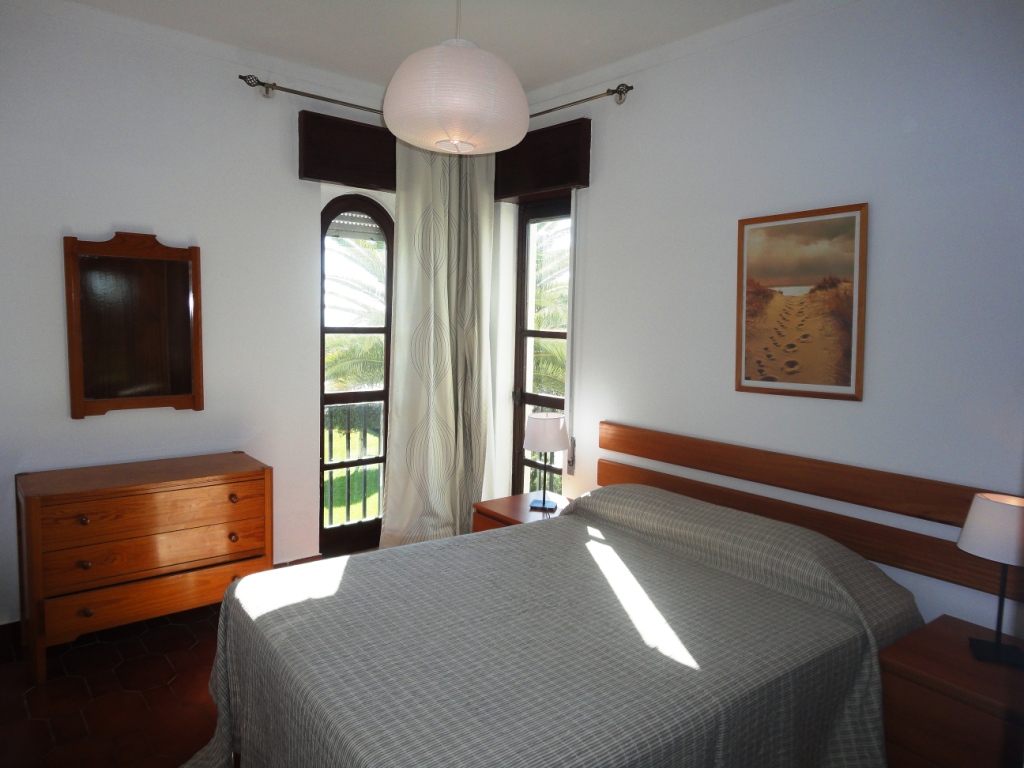 T4 Alvor Portimão, Algarve, Portugal Apartments Short Term Ref