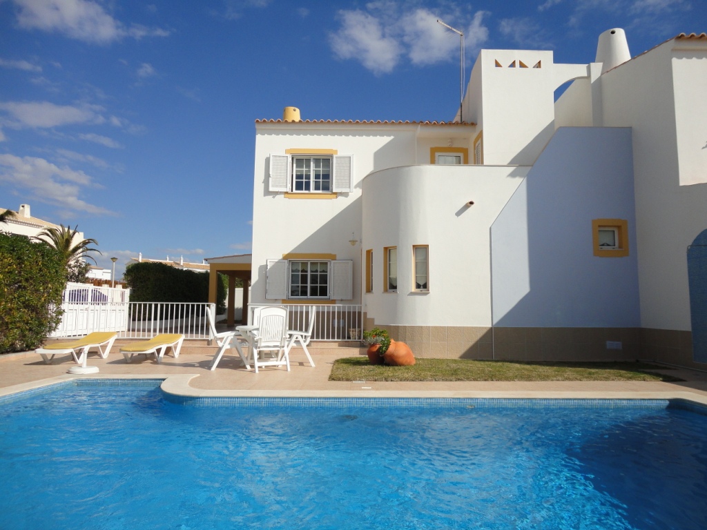 Somewhere 2 Rent Portugal Albufeira Self Catering, Villas