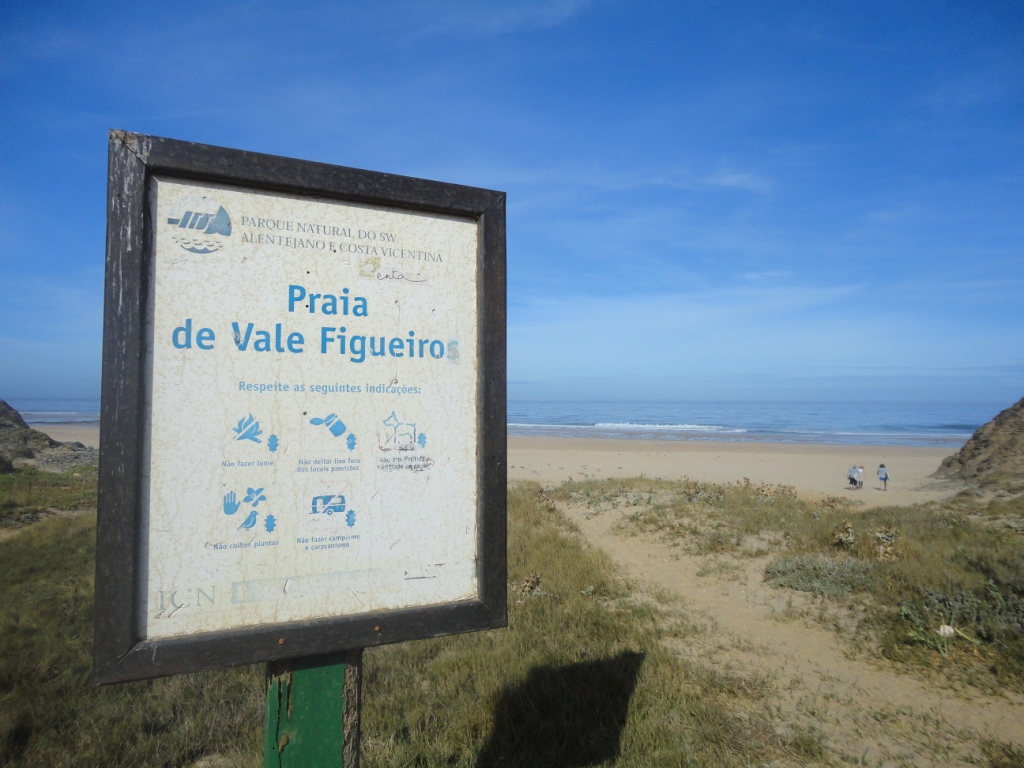 V1 Terra (Cheap Prices) Aljezur, Algarve, Portugal City Breaks