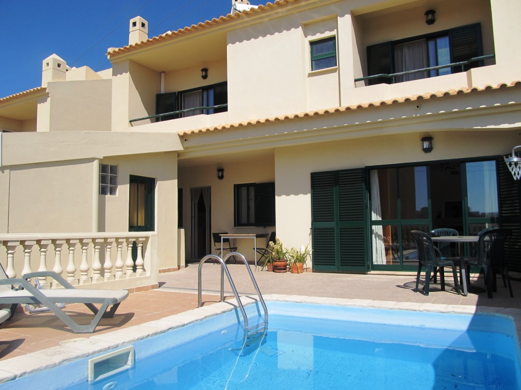 V3 Hispano Albufeira, Algarve, Portugal Holiday Houses Short Term Ref 34834 Somewhere